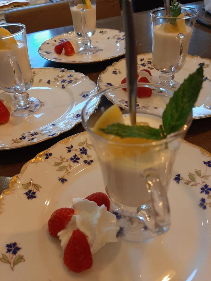 Le Val Daniniere B&B Adult Only Le Mesnil-Garnier Dış mekan fotoğraf